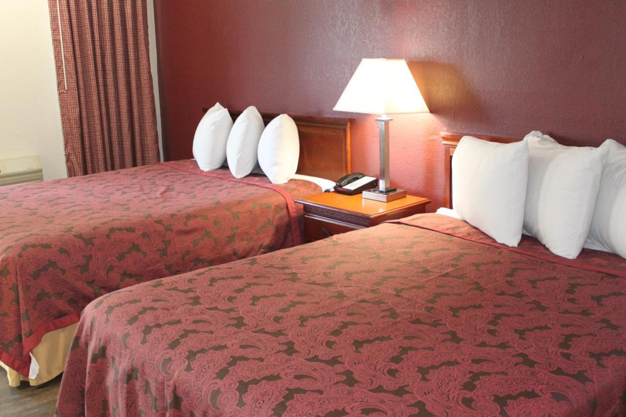 Travel Inn Of Buford Buitenkant foto